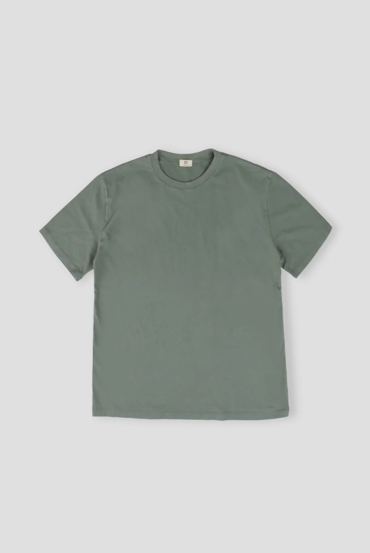 A foundational piece, thoughtfully executed. Cut from 100% cotton, this tee is all about feel and fit—soft, and endlessly wearable. With a clean silhouette and refined simplicity, it’s the kind of essential you’ll reach for every day, designed to hold its shape and softness wash after wash.