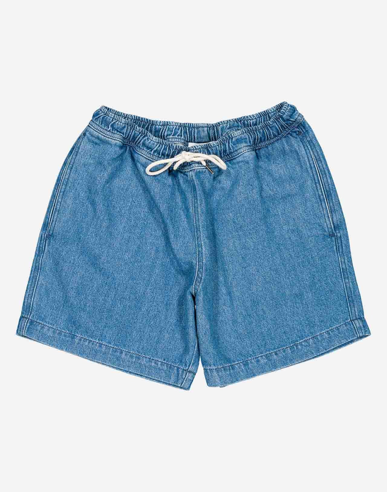 A summer wardrobe essential. With its elasticated waistband, loose fit, mid-thigh length, and soft cotton fabric enhanced by tonal topstitching, once you try the Bodhi shorts, you'll never look back (and they come in several colors and materials, for almost every day of the week).