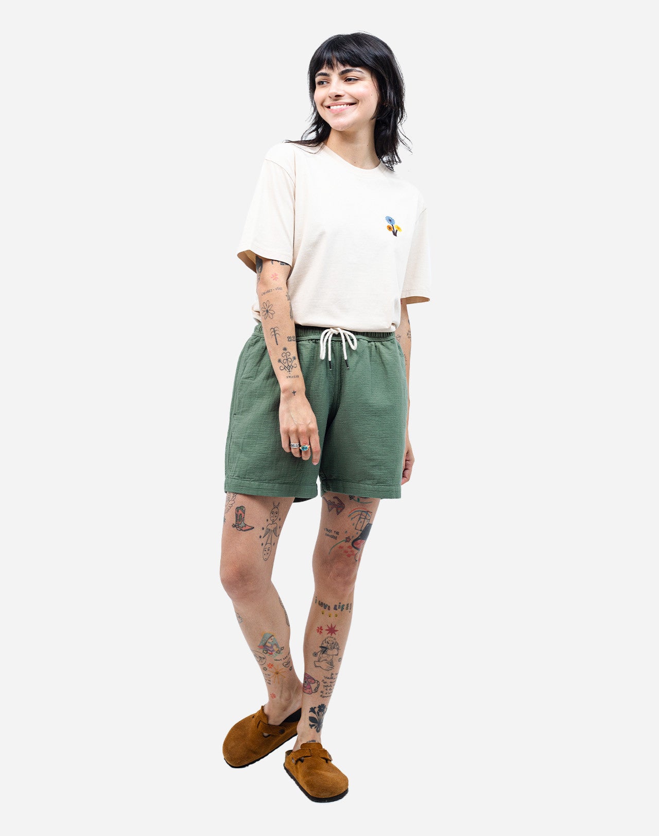 A summer wardrobe essential. With its elasticated waistband, loose fit, mid-thigh length, and soft cotton fabric enhanced by tonal topstitching, once you try the Bodhi shorts, you'll never look back (and they come in several colors and materials, for almost every day of the week).