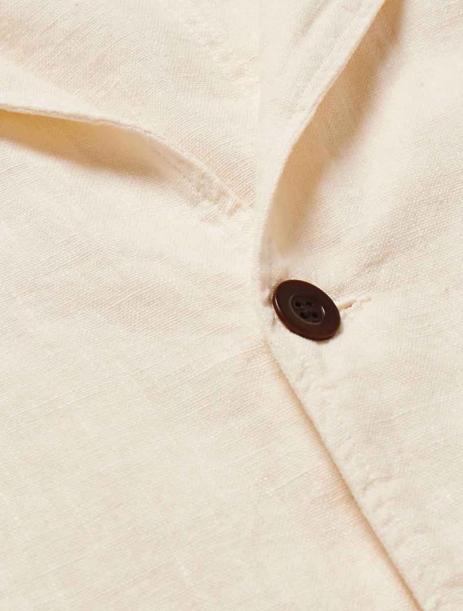 Portuguese Flannel's slim-fit 'Labura' jacket is sure to become one of those items you'll reach for often. It's made from pure linen, so will fair well in warmer weather. The easy, straight fit offers plenty of room for layering.