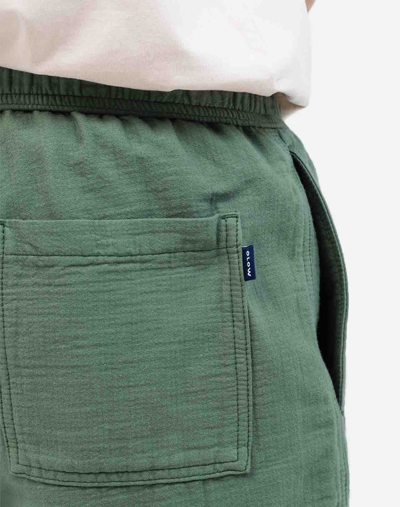 A summer wardrobe essential. With its elasticated waistband, loose fit, mid-thigh length, and soft cotton fabric enhanced by tonal topstitching, once you try the Bodhi shorts, you'll never look back (and they come in several colors and materials, for almost every day of the week).