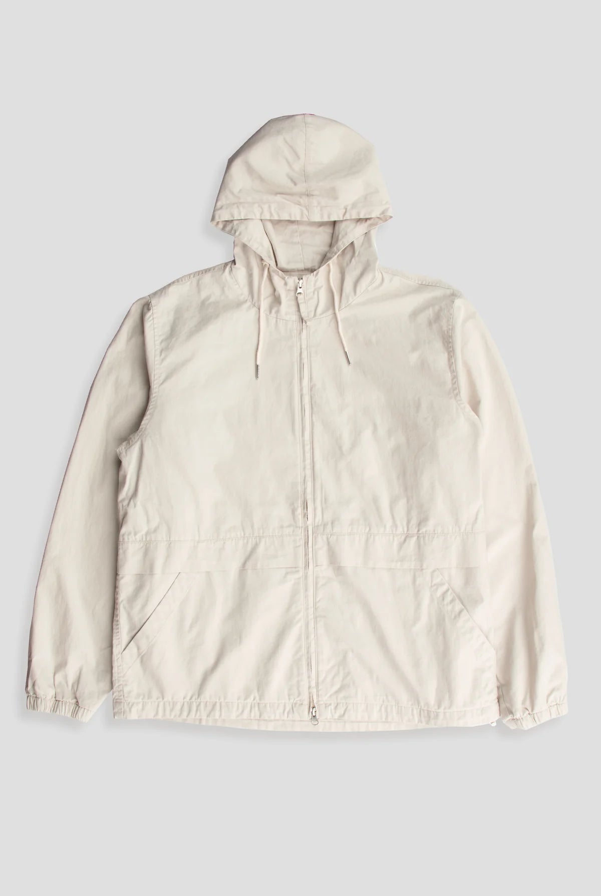 The Coastal Zip Jacket is crafted from our signature pop twill with a dry hand feel — exceptionally lightweight, breathable, and softly structured. Designed with a relaxed silhouette, it features oversized slash pockets and a double zipper closure for versatile styling.