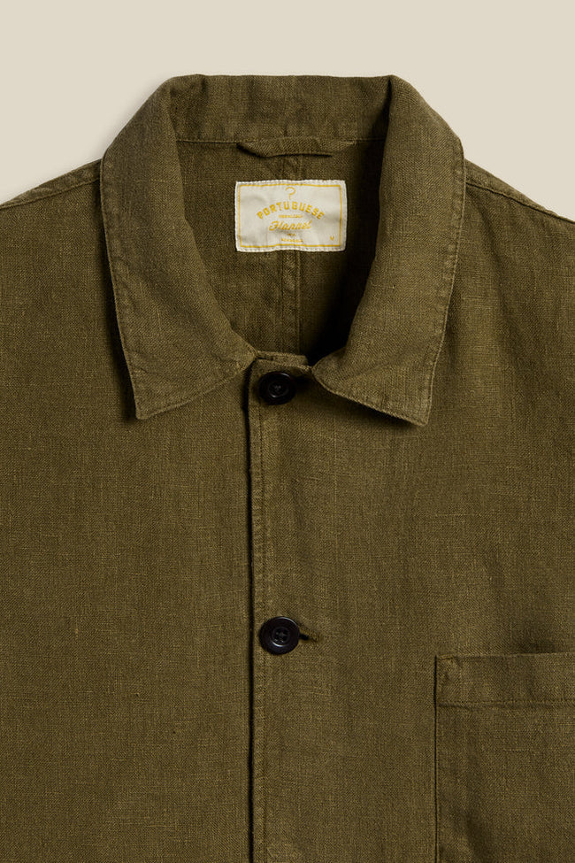 Portuguese Flannel's slim-fit 'Labura' jacket is sure to become one of those items you'll reach for often. It's made from pure linen, so will fair well in warmer weather. The easy, straight fit offers plenty of room for layering.
