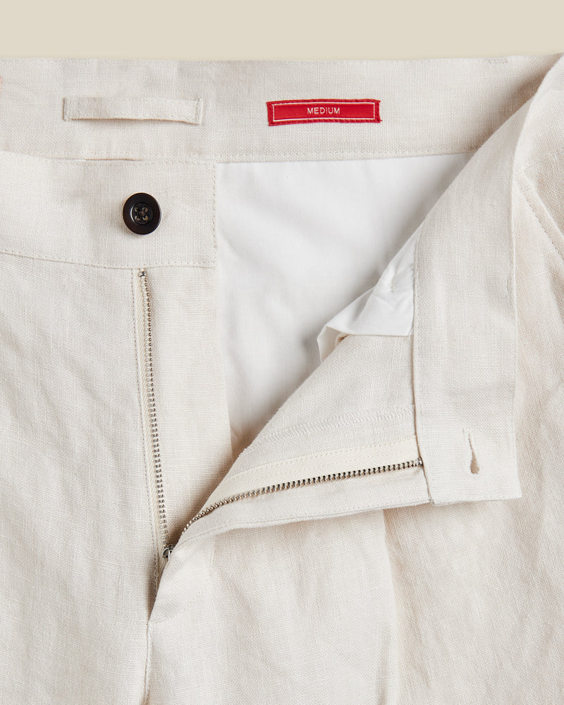 Corozo buttons
Composition: 100% Linen
