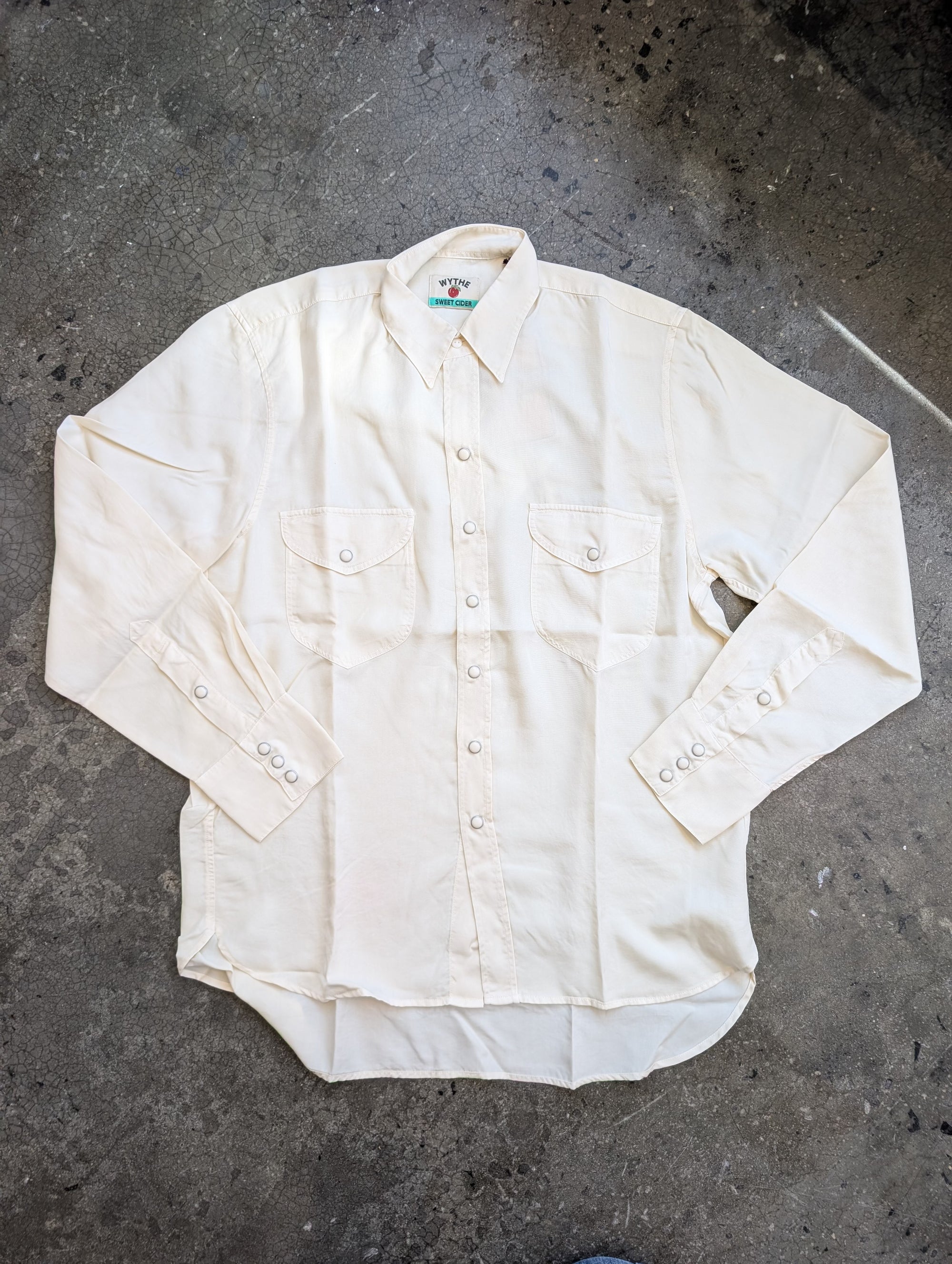 Wythe Tencel Pearlsnap Shirt -Buttermilk