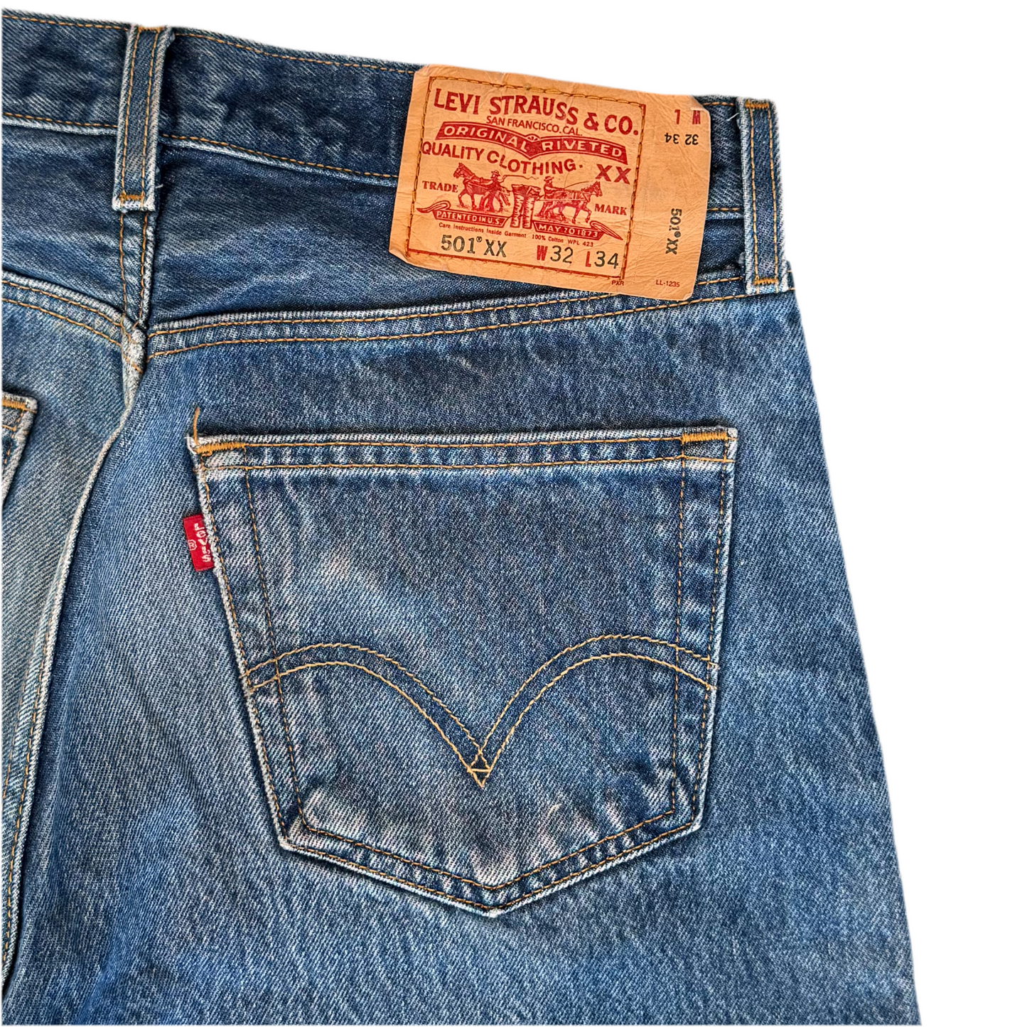 Vintage Levi’s 501 (001)