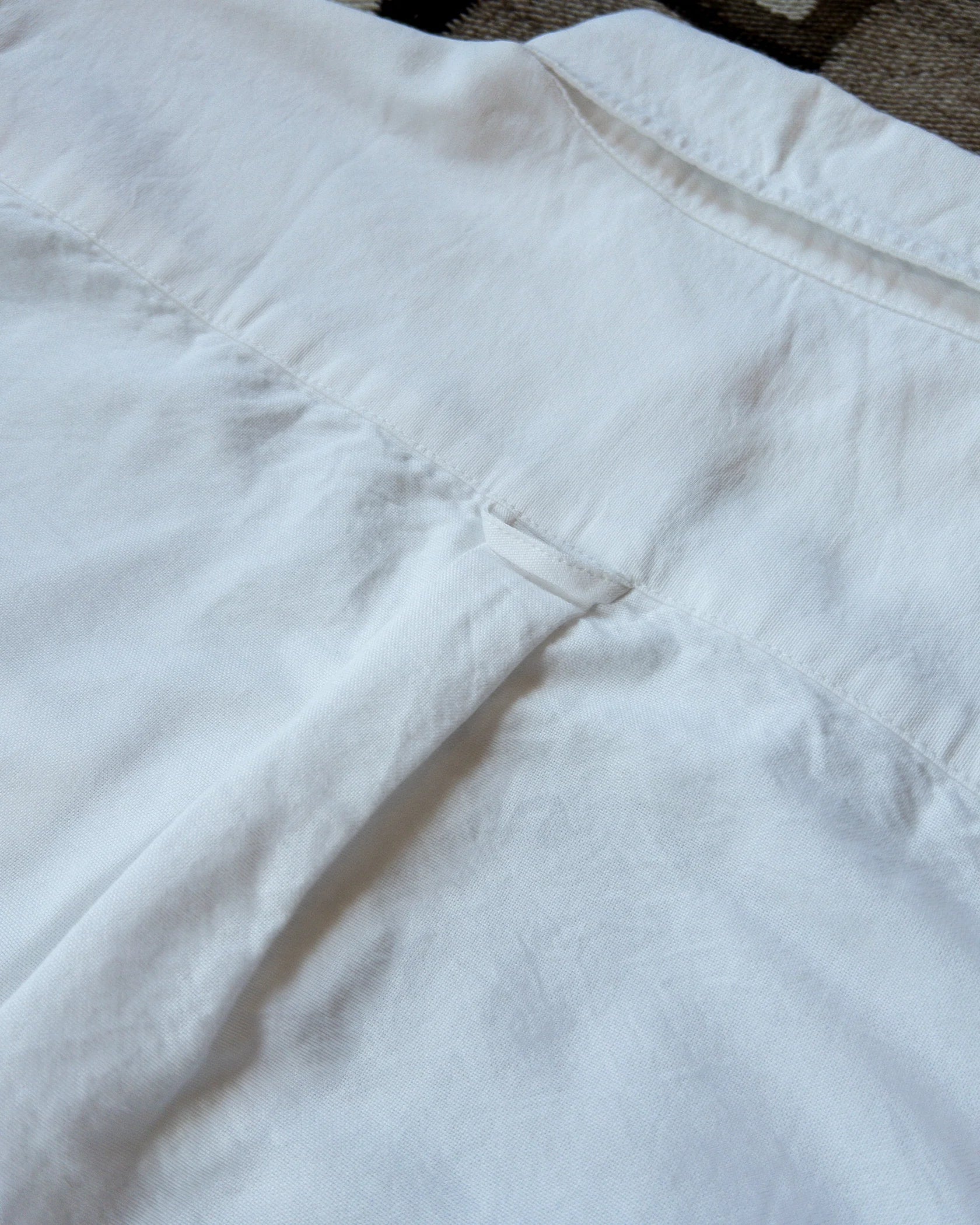 The first product from Wythe. These oxfords were inspired by vintage American oxfords from the 1960's worn by every leading man from Miles Davis to Paul Newman.

We kept the original generous button down collar that is unlined for an expressive roll that looks just as great button or left unbuttoned and left to fly. This oxford is cut to fit comfortably relaxed against the body, not exactly slim but not at all the baggy shirts you may associate with oxfords.

All Wythe oxford shirts are washed multiple time