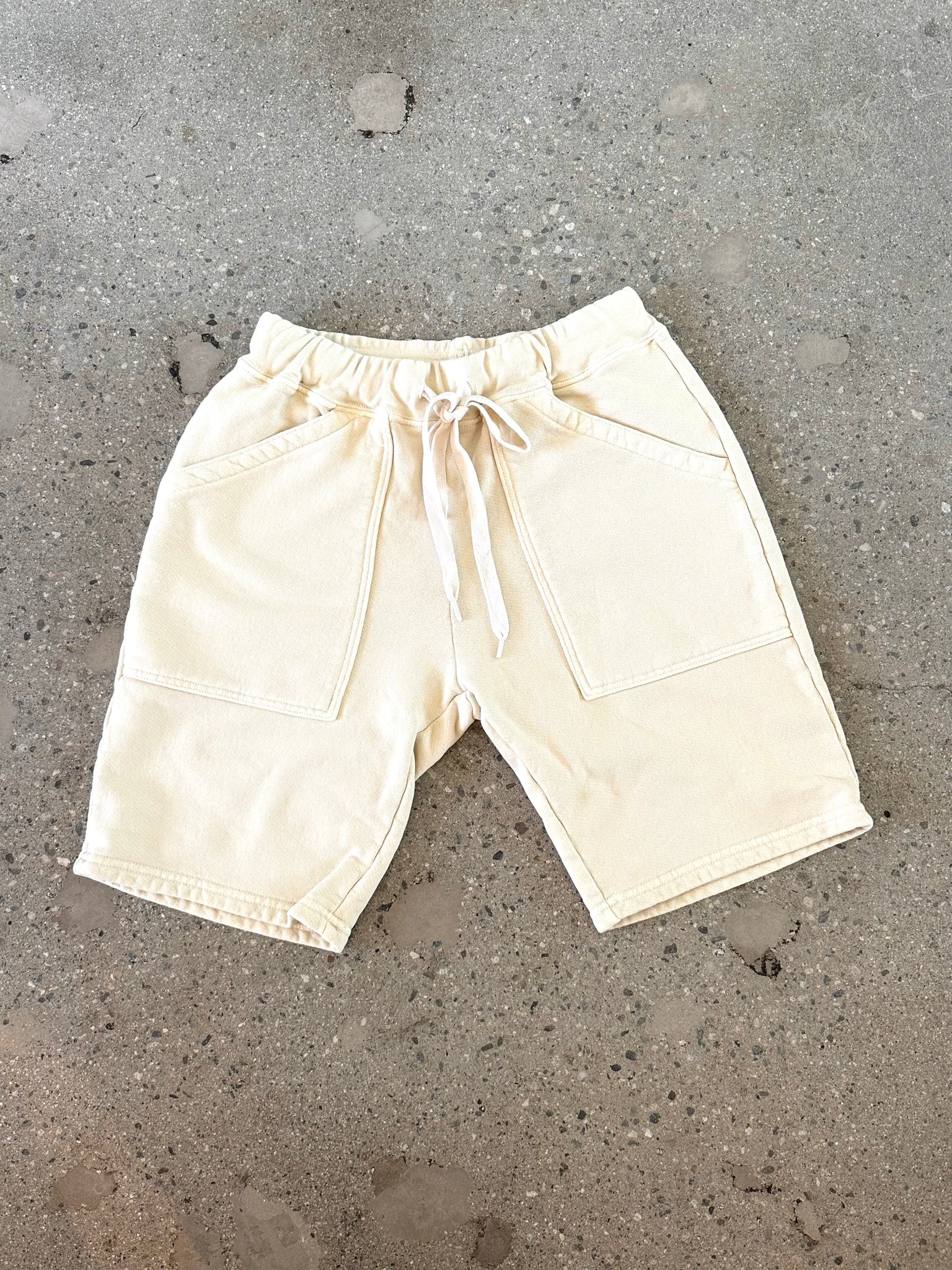 Velva Sheen Mid-weight Army Gym Shorts - Oatmilk